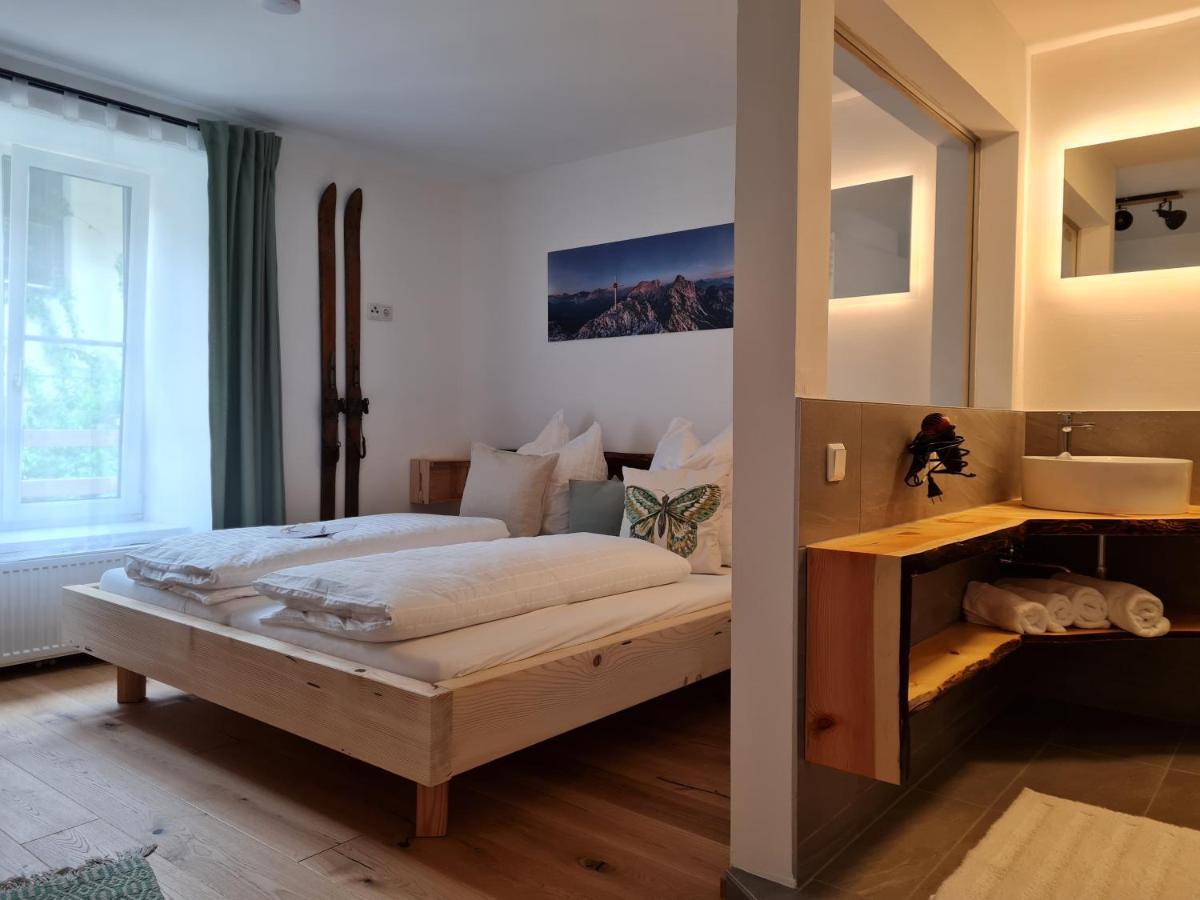 Gastehaus Zeitraum Bed & Breakfast Admont Exterior photo