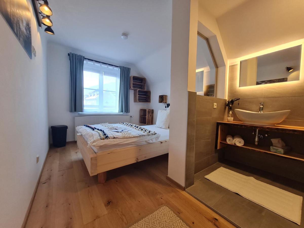 Gastehaus Zeitraum Bed & Breakfast Admont Exterior photo