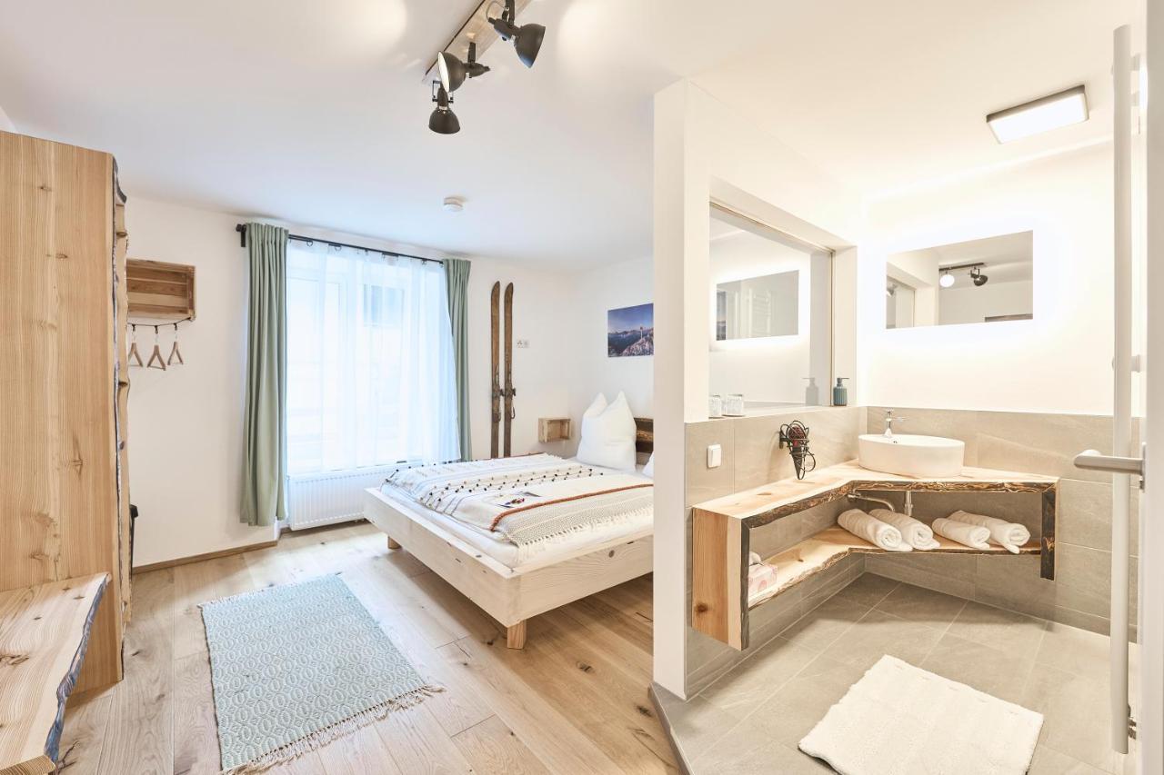 Gastehaus Zeitraum Bed & Breakfast Admont Exterior photo